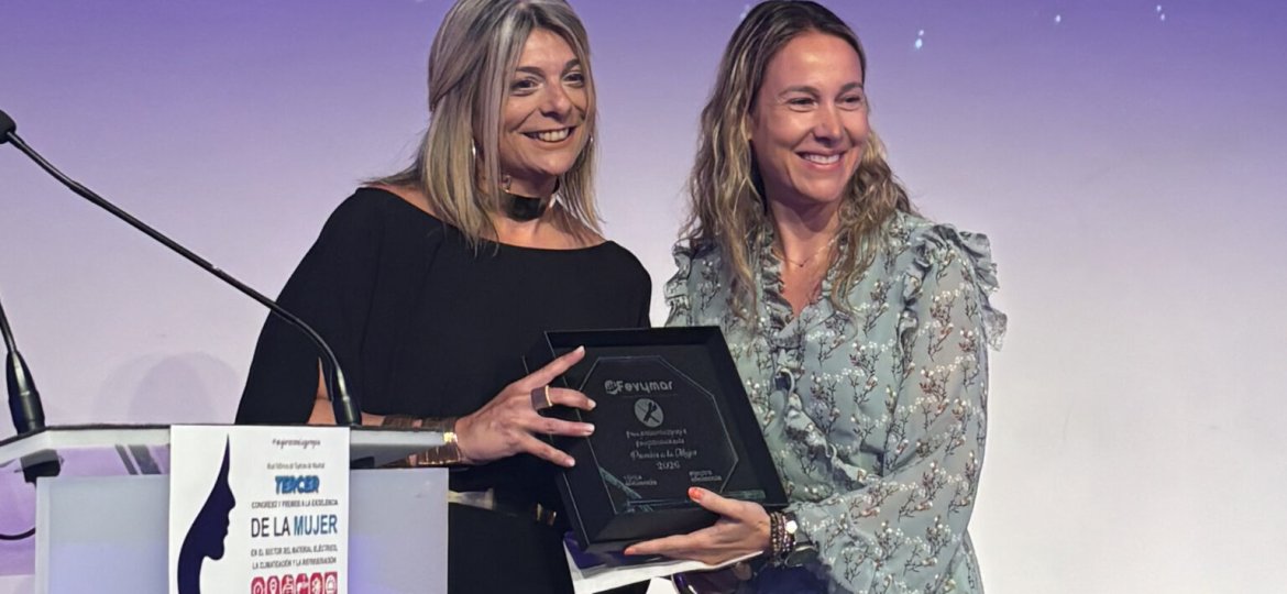 entrega_premio-1536x1389